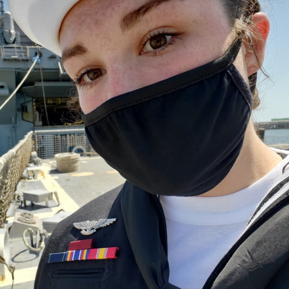 Meet your Posher, Elizabeth